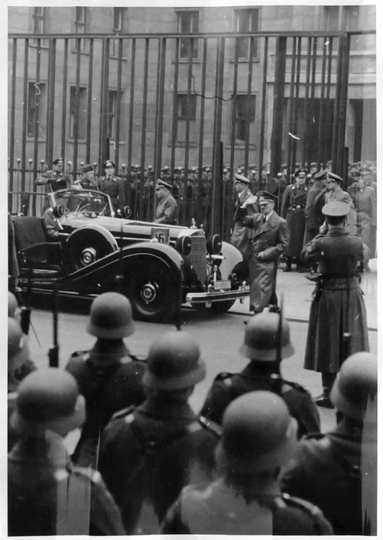 State funeral for Colonel Mölders, Hitler leaves after the state act the realm aviation Ministry